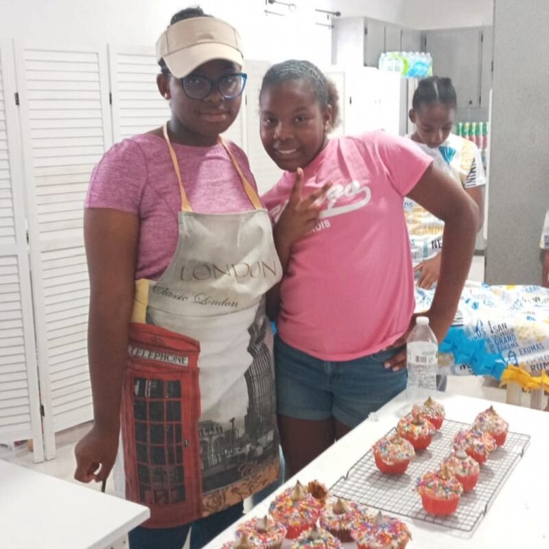 Gallery-students-bahamas-global-academy (31)