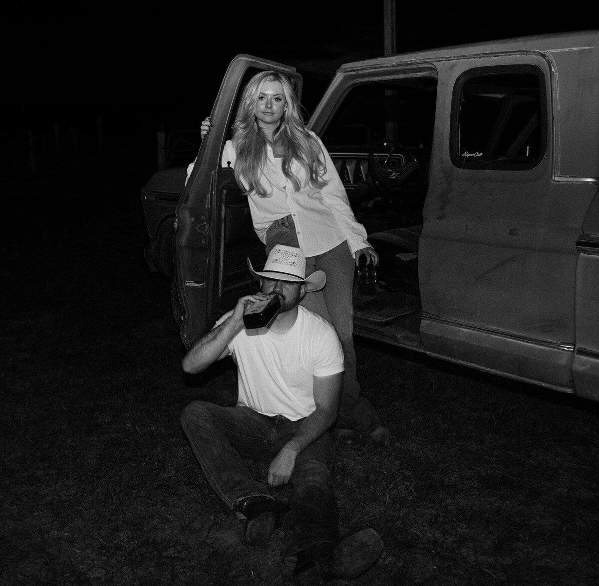 presley-gray-nighttime-western-montana-engagement0407