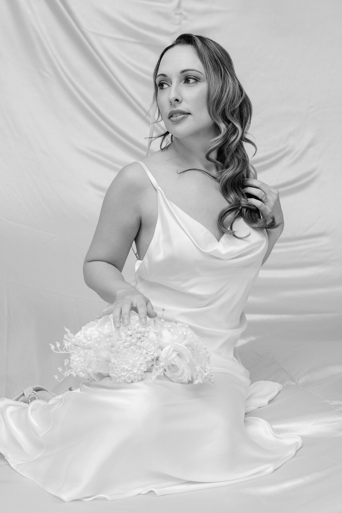 kaci-portrait-photoshoot-branding-bw
