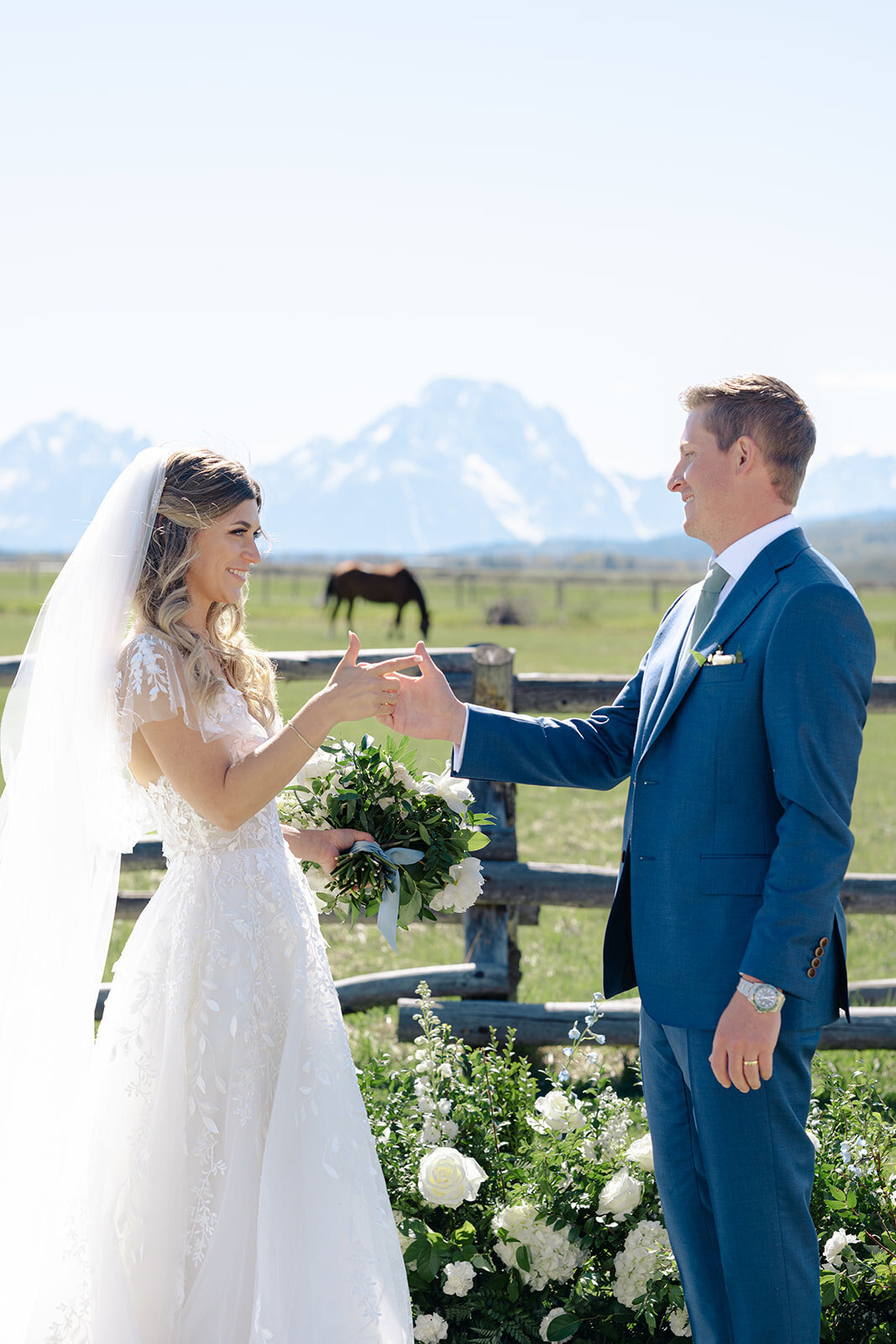 Diamond-cross-ranch-wedding-J-NFoxtails-photography-119