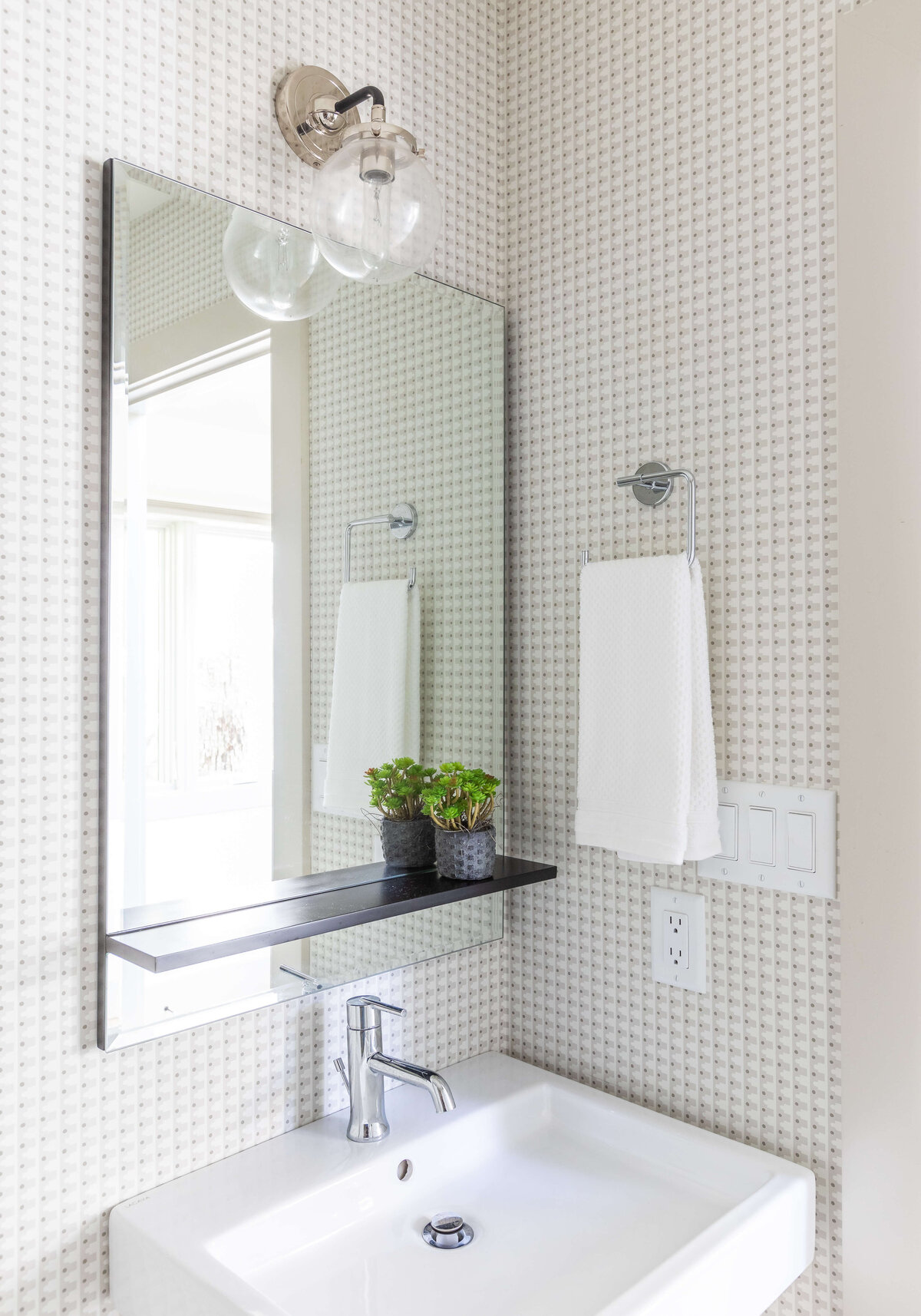 Bathroom Wallpaper Amelia Island Lola Interiors SeaMarsh
