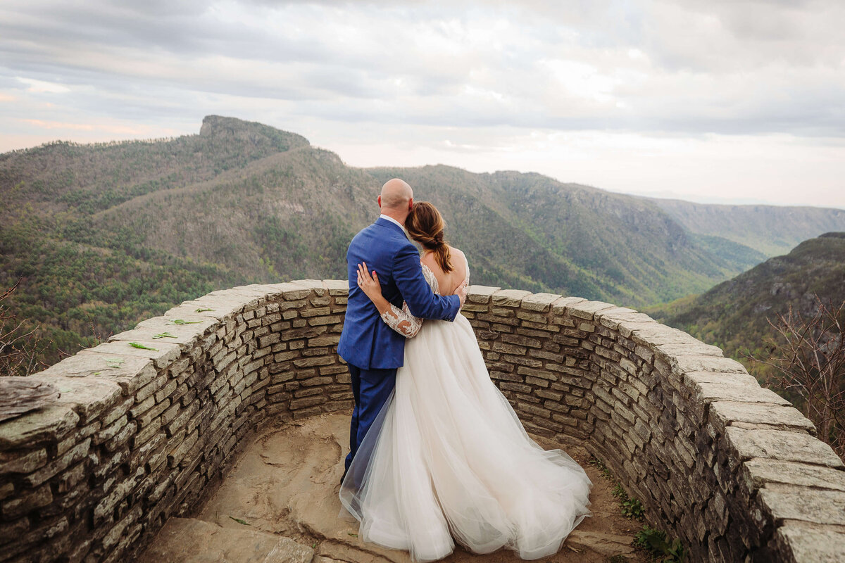 Wiseman's-View-NC-Elopement-41