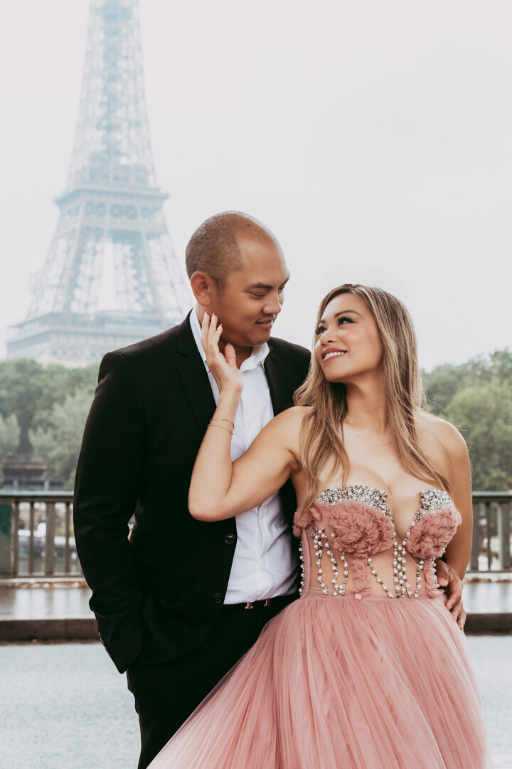 Intimate couple close-up portrait, loving gaze capture, Paris photography session