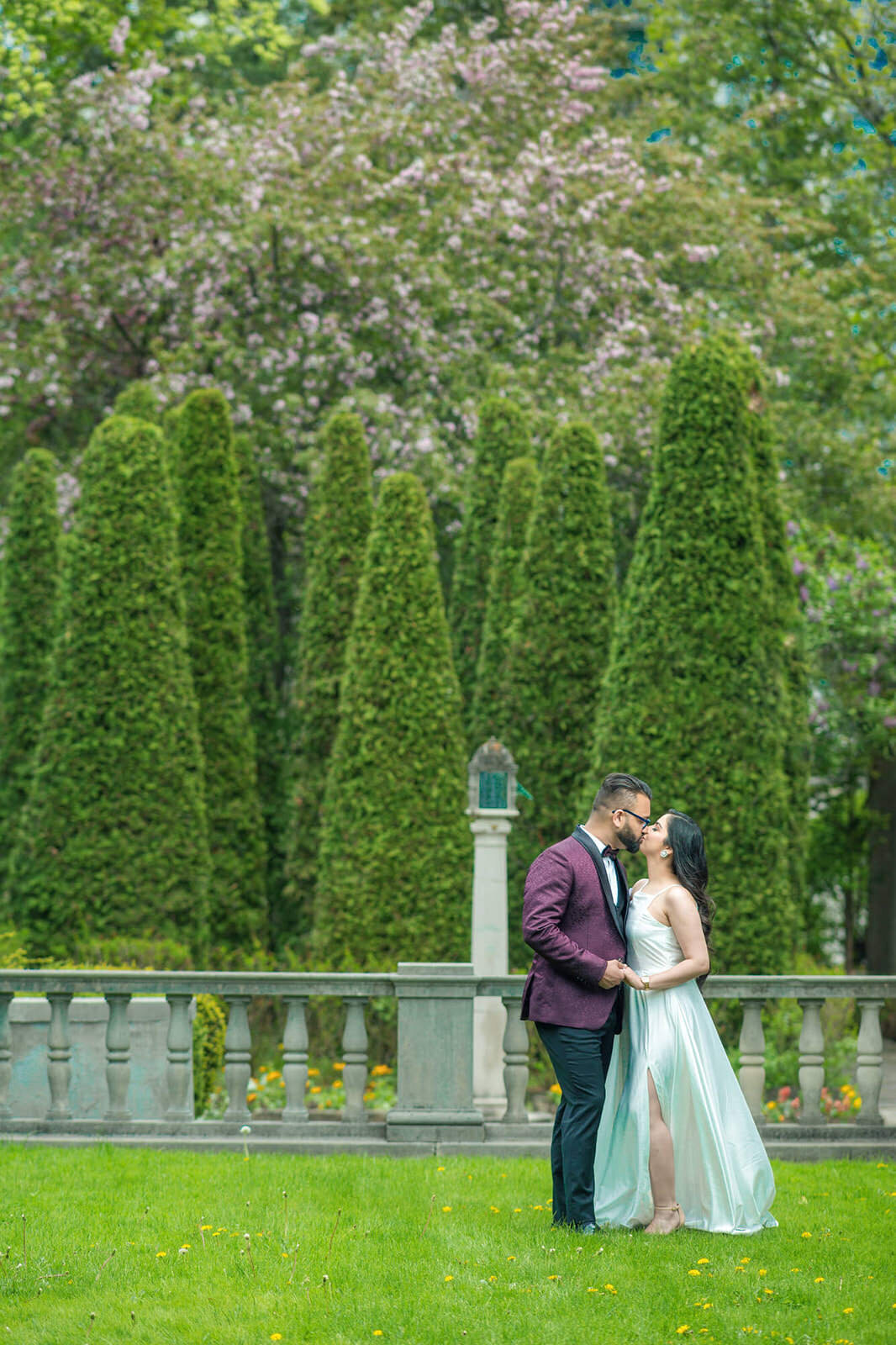 indian couple photo session at parkwood estate toronto engagement session