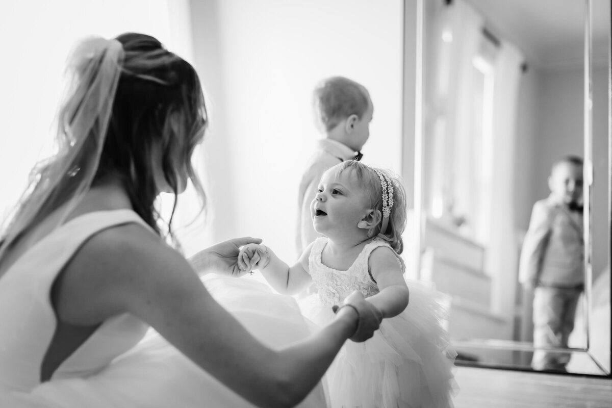 Nicole-Marcelle-Photography_068_new-bedford-wedding