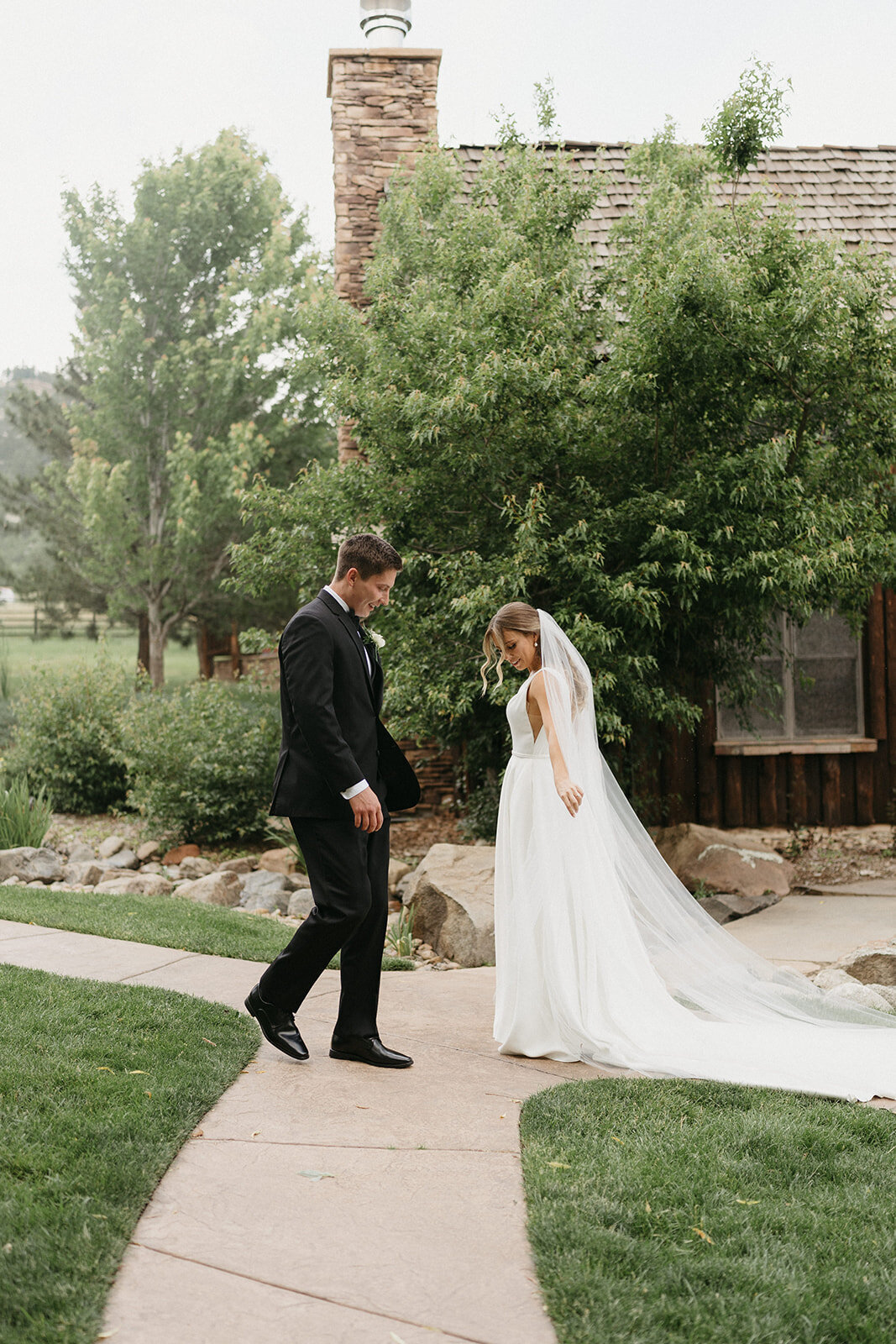 Emily_Zach_Wedding_FirstLooks-114