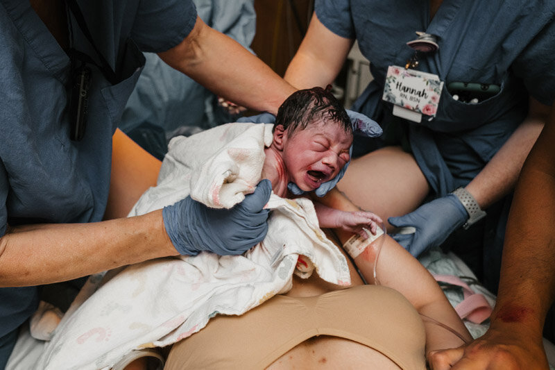 natalie-broders-hospital-birth-photography-B-047