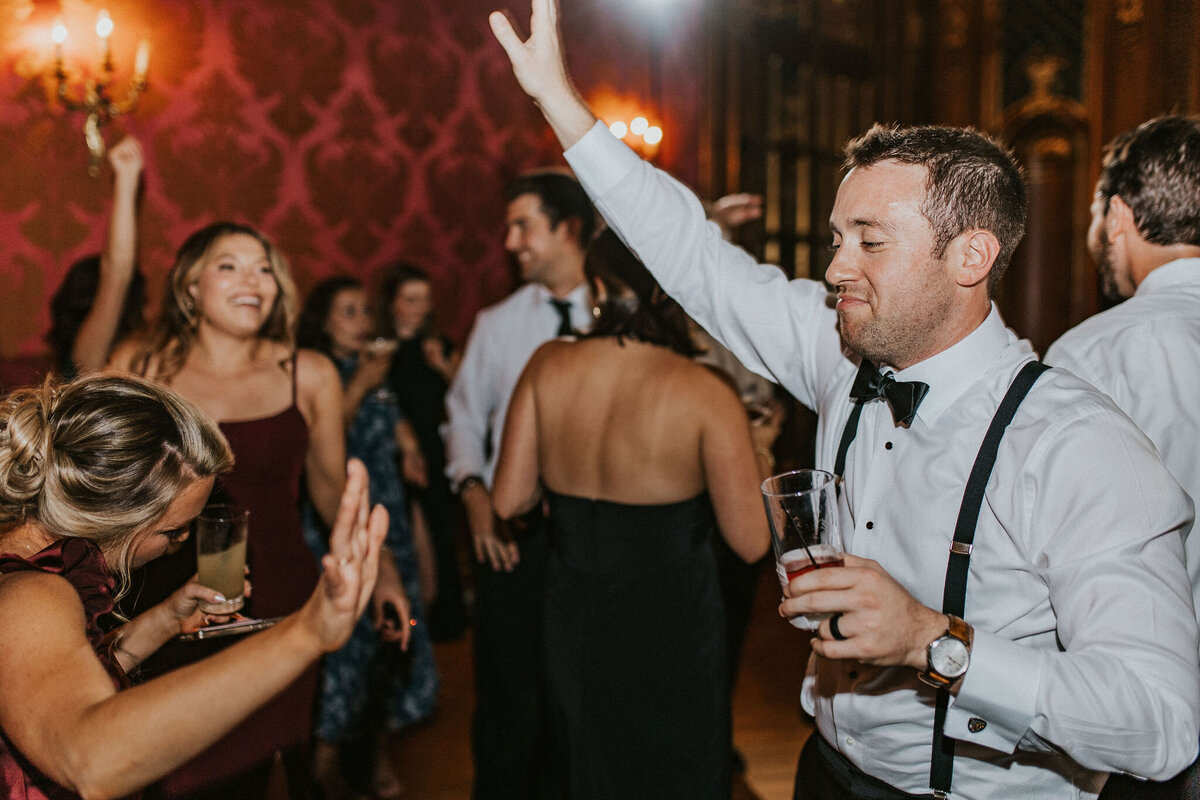 WELLING-FLORES.Wedding.EngineersClub-rcptn-274