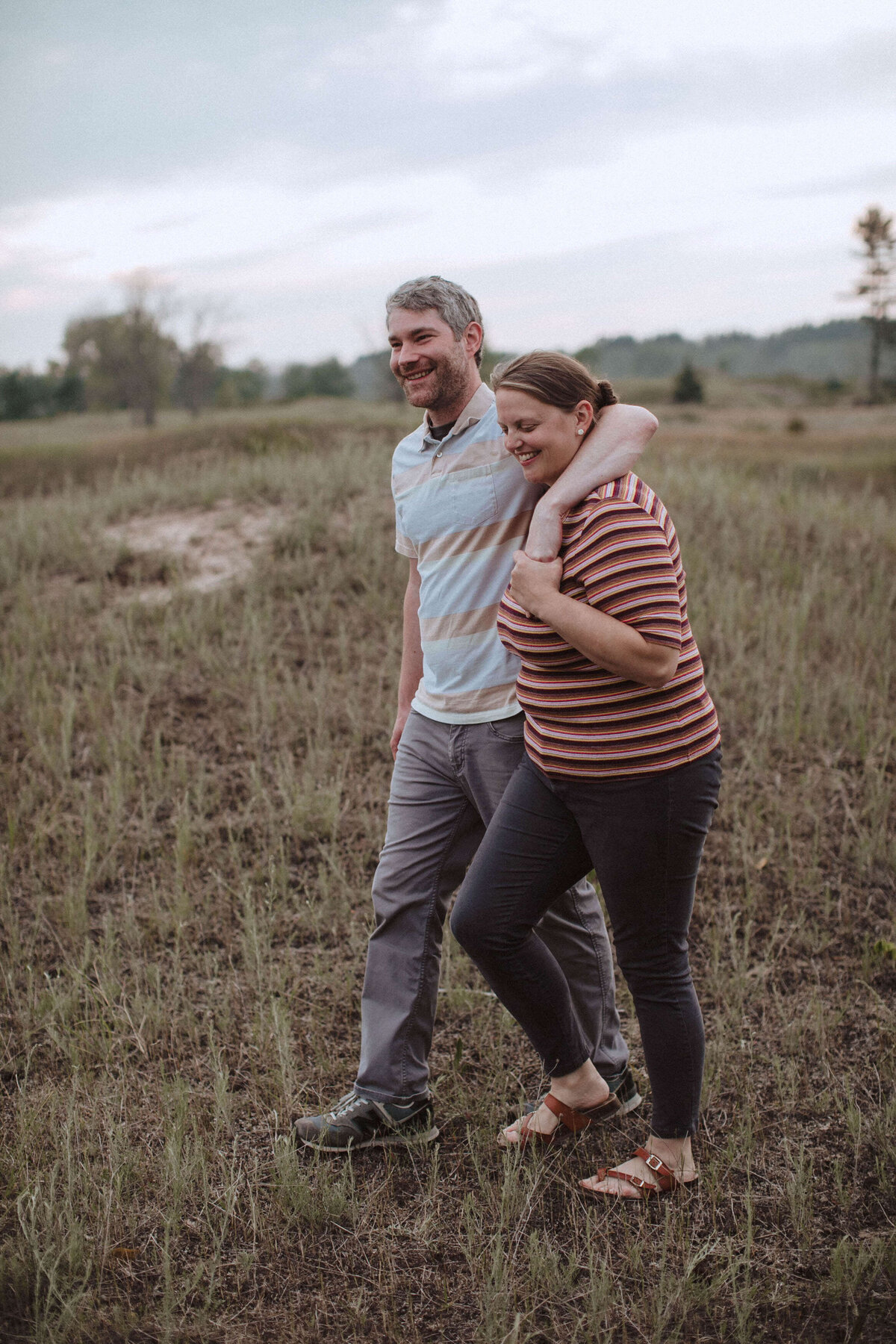 sheboygan-kohler-andrae-state-park-engagement-nikki-n-photography-028