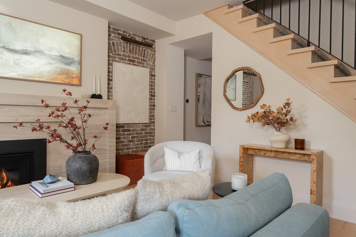 toronto-contemporary-living-room-interior-designer