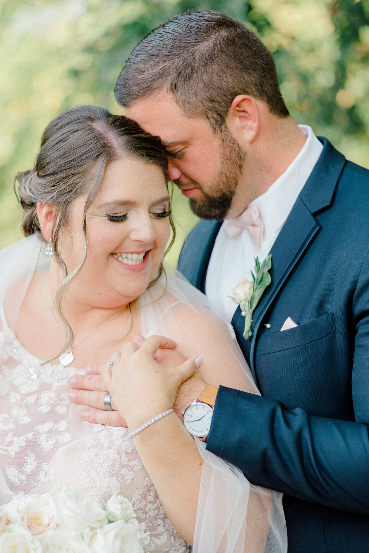 williamsburg-bride-and-groom-portrait