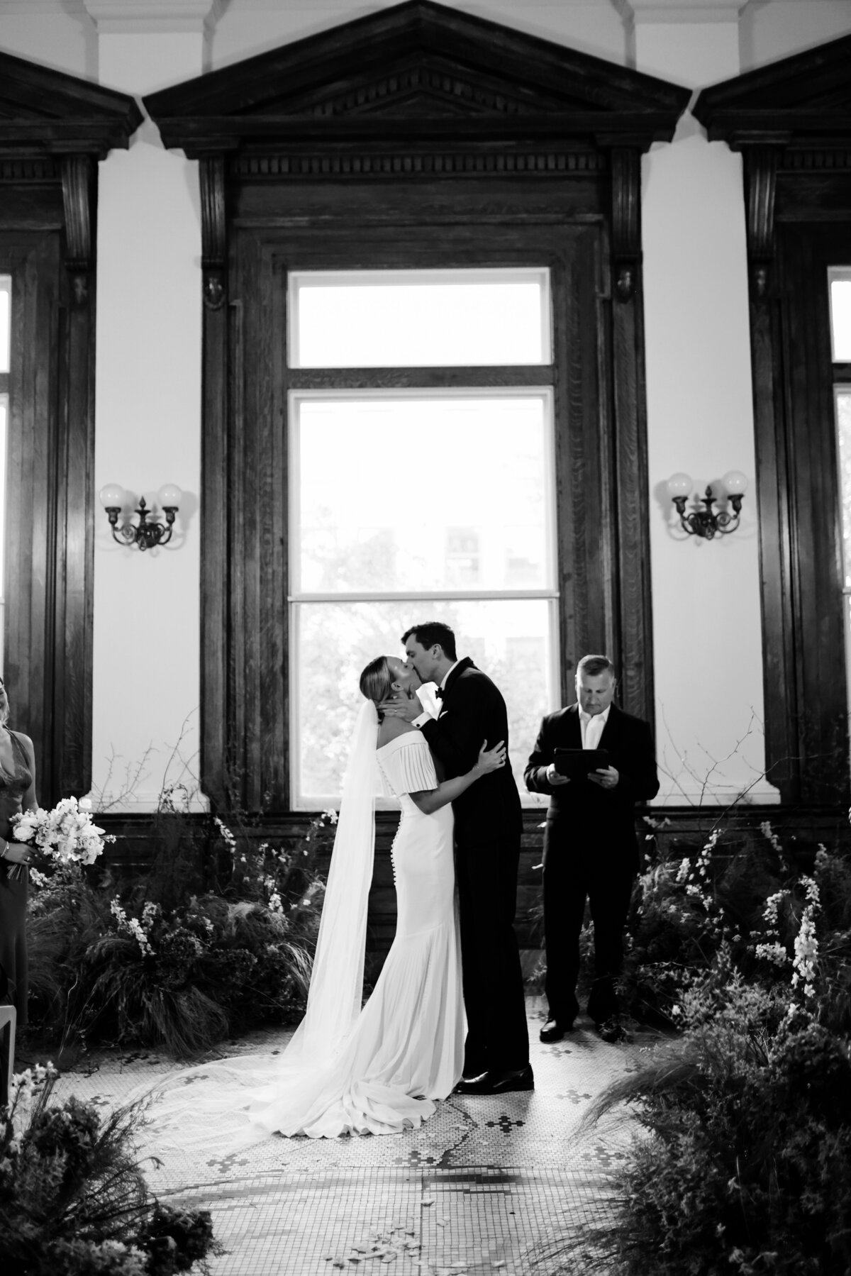 Unique Wedding Photograhy at an Art Museum in Charleston 61