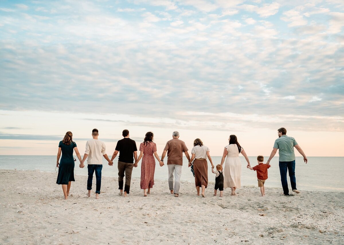 Chasing Creative Family Portraits 2024-42 (2)