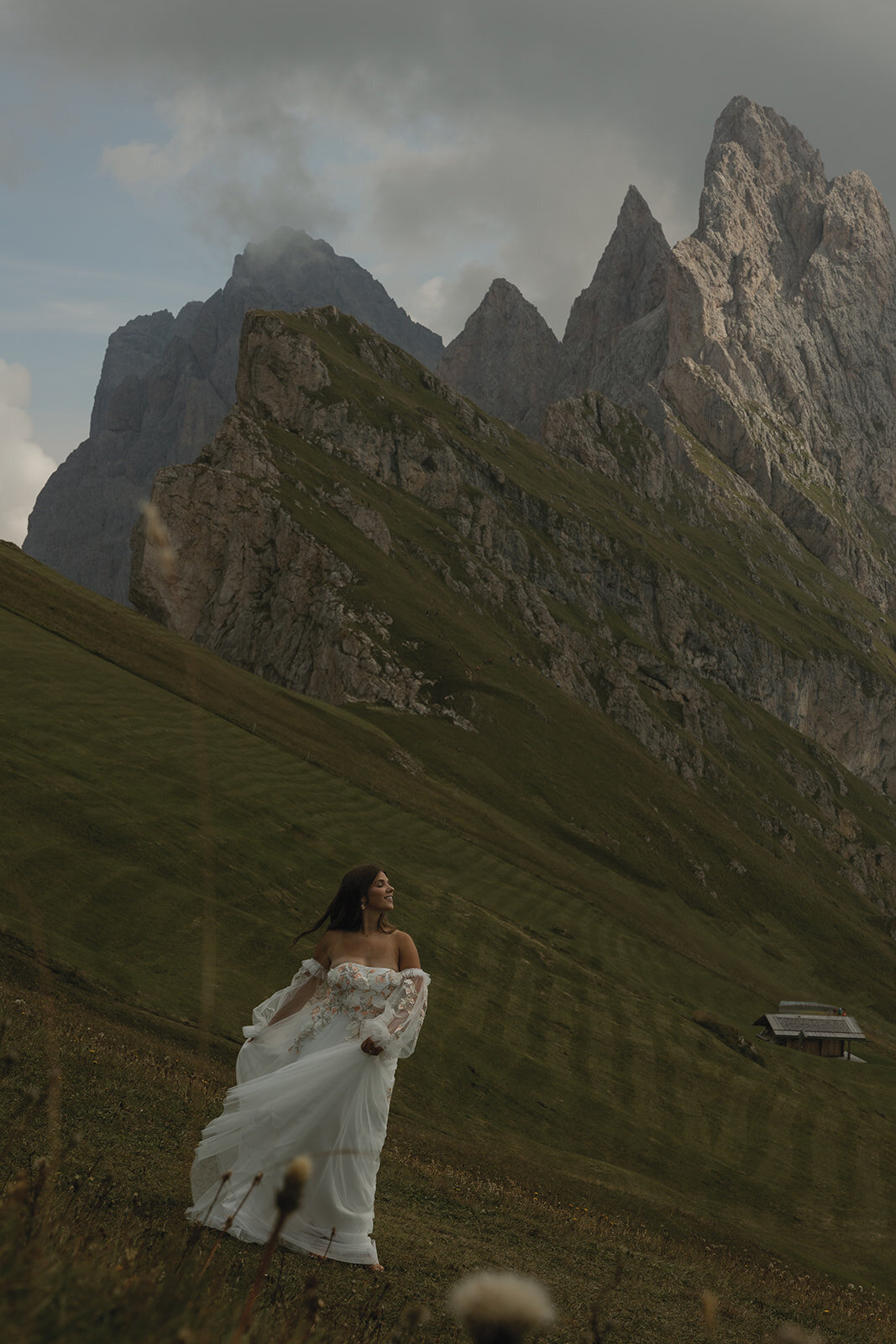 destination-wedding-elopement-photographer-italy-dolomites-seceda-documentary-tanya-davids-photo-film-80