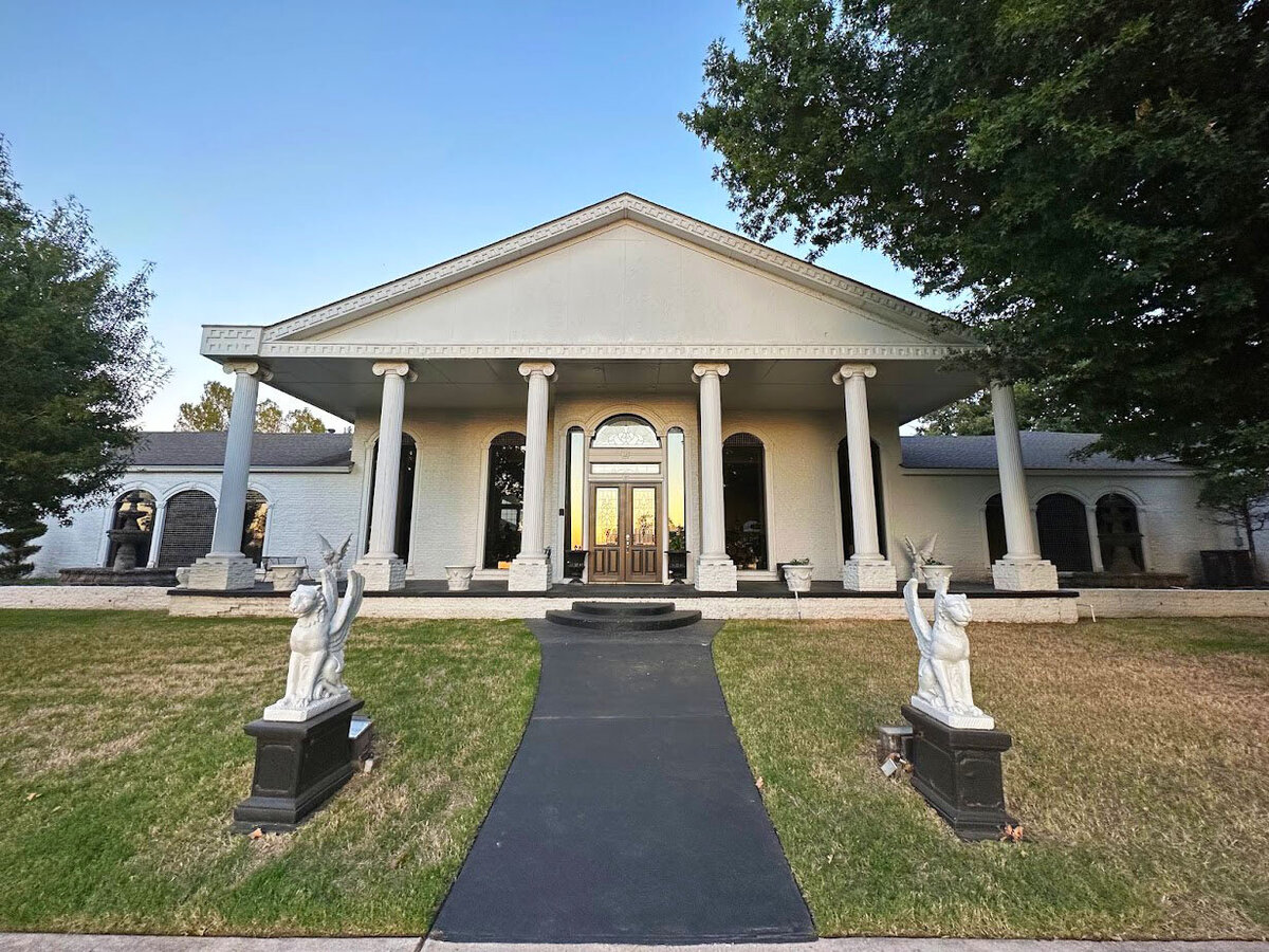 Lewcy Manor Porch Views