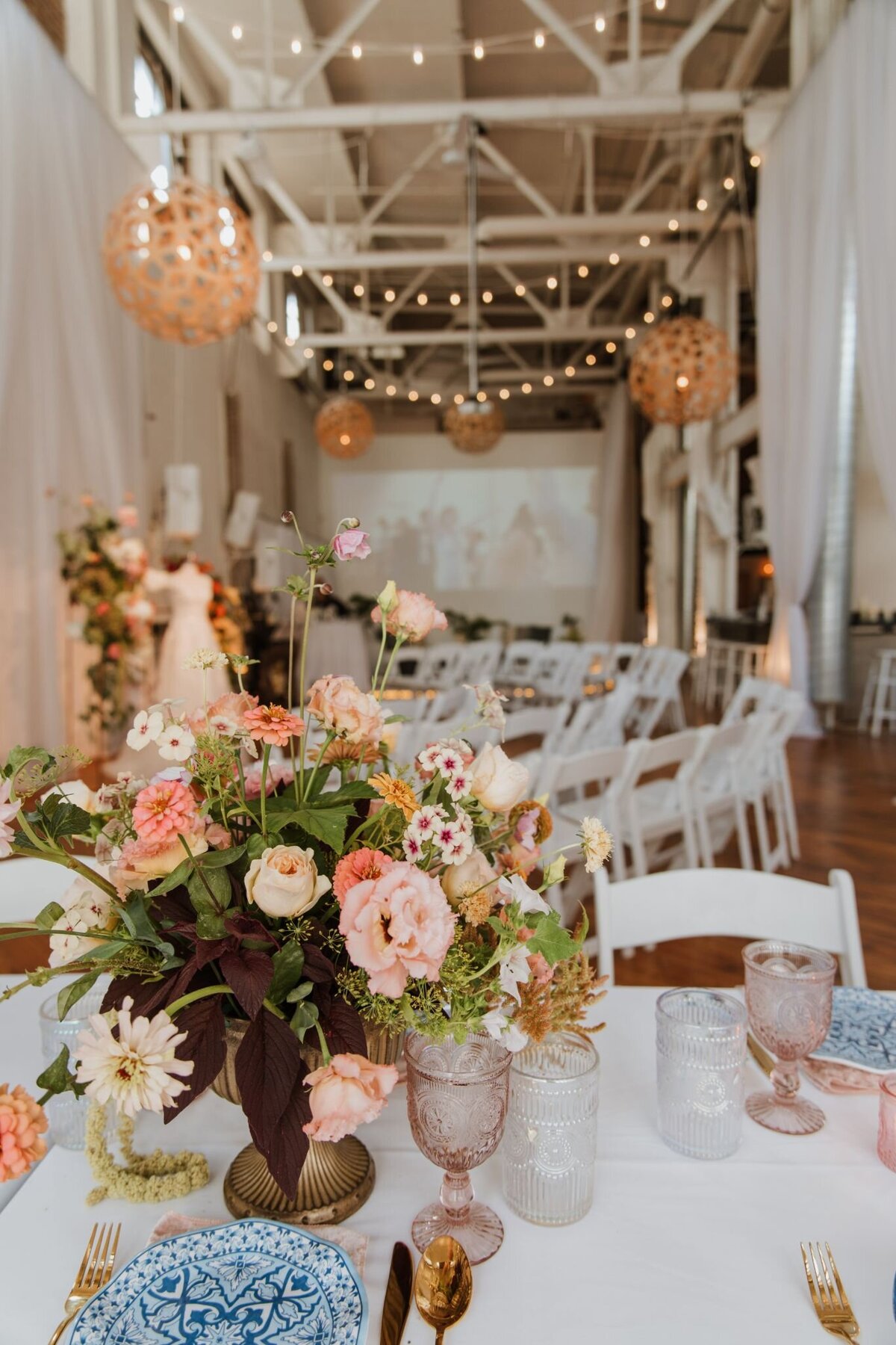 old-city-wedding-stroll-2022-29