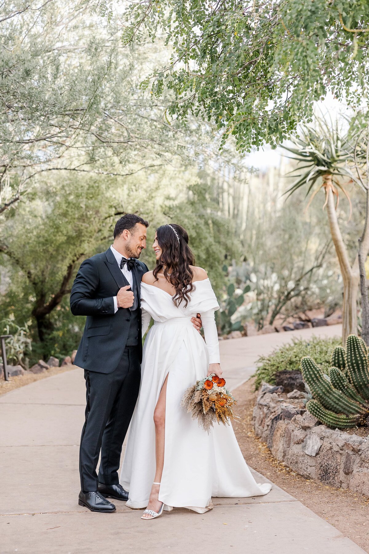 Affordable-Wedding-Photographer-Desert-Botanical-Gardens-1215
