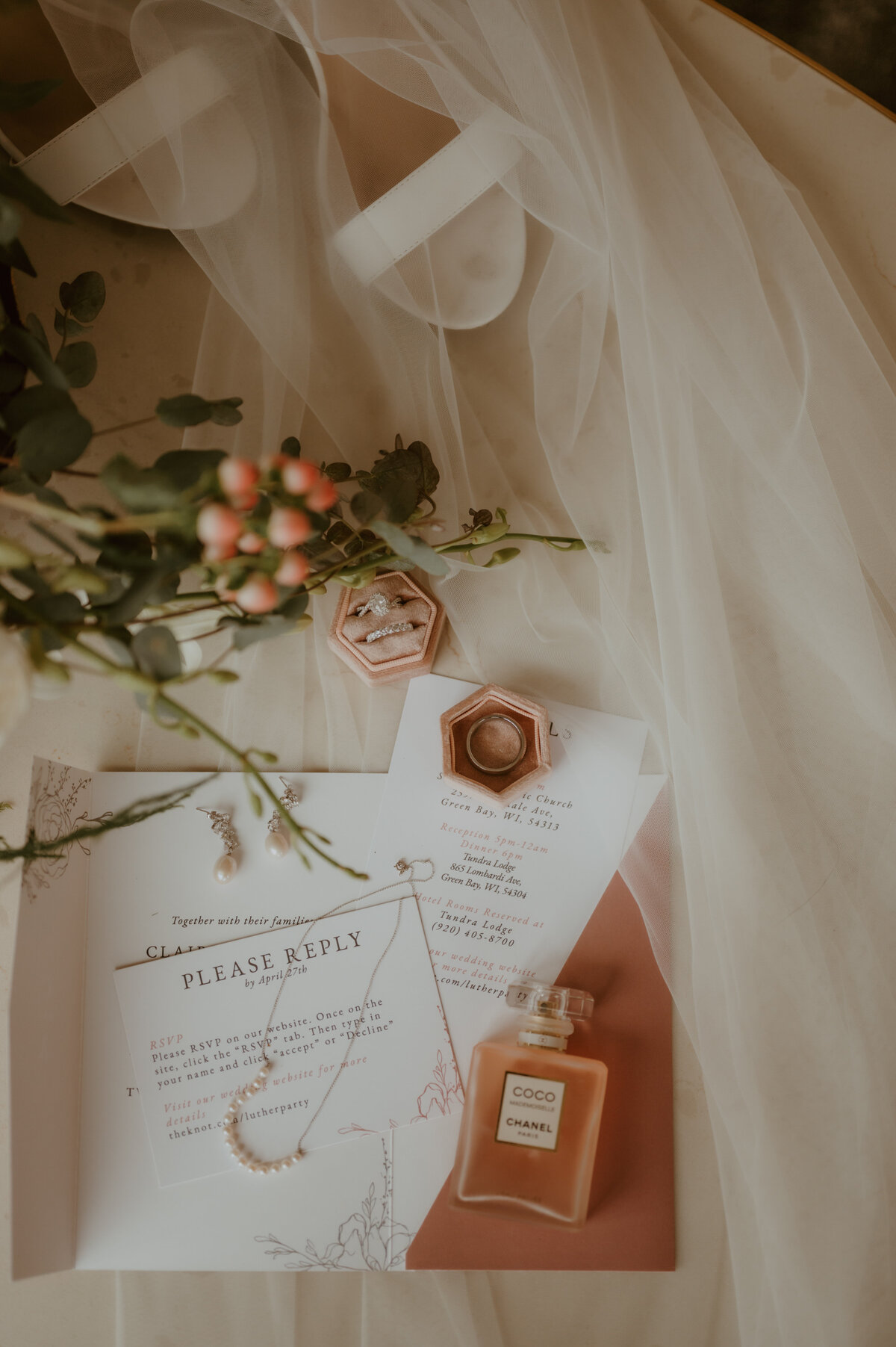 wisconsin_wedding_photographer_details | Grace + Honey Photo-7
