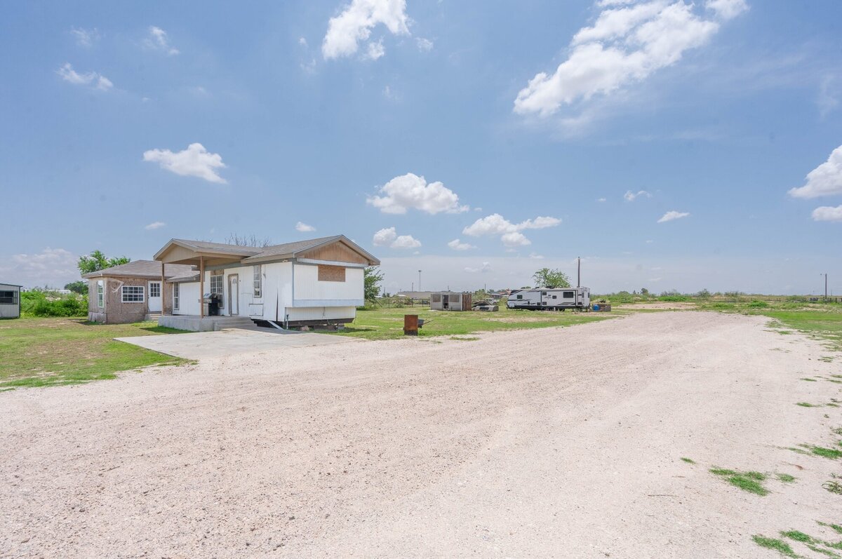 ECRD65_CapitalRealty_PJ (4)