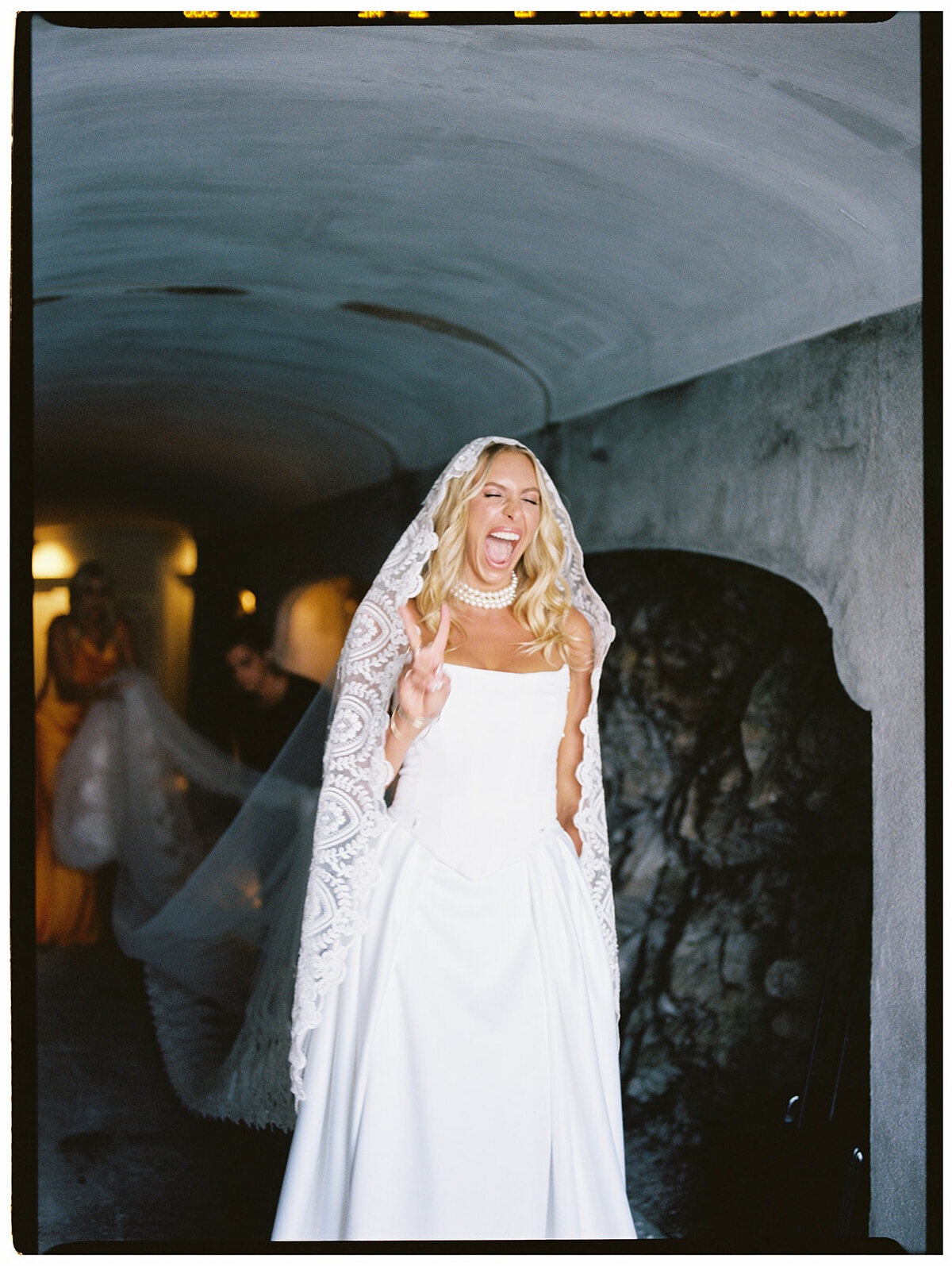 CN_BrideandGroom_AmalfiCoastWedding003
