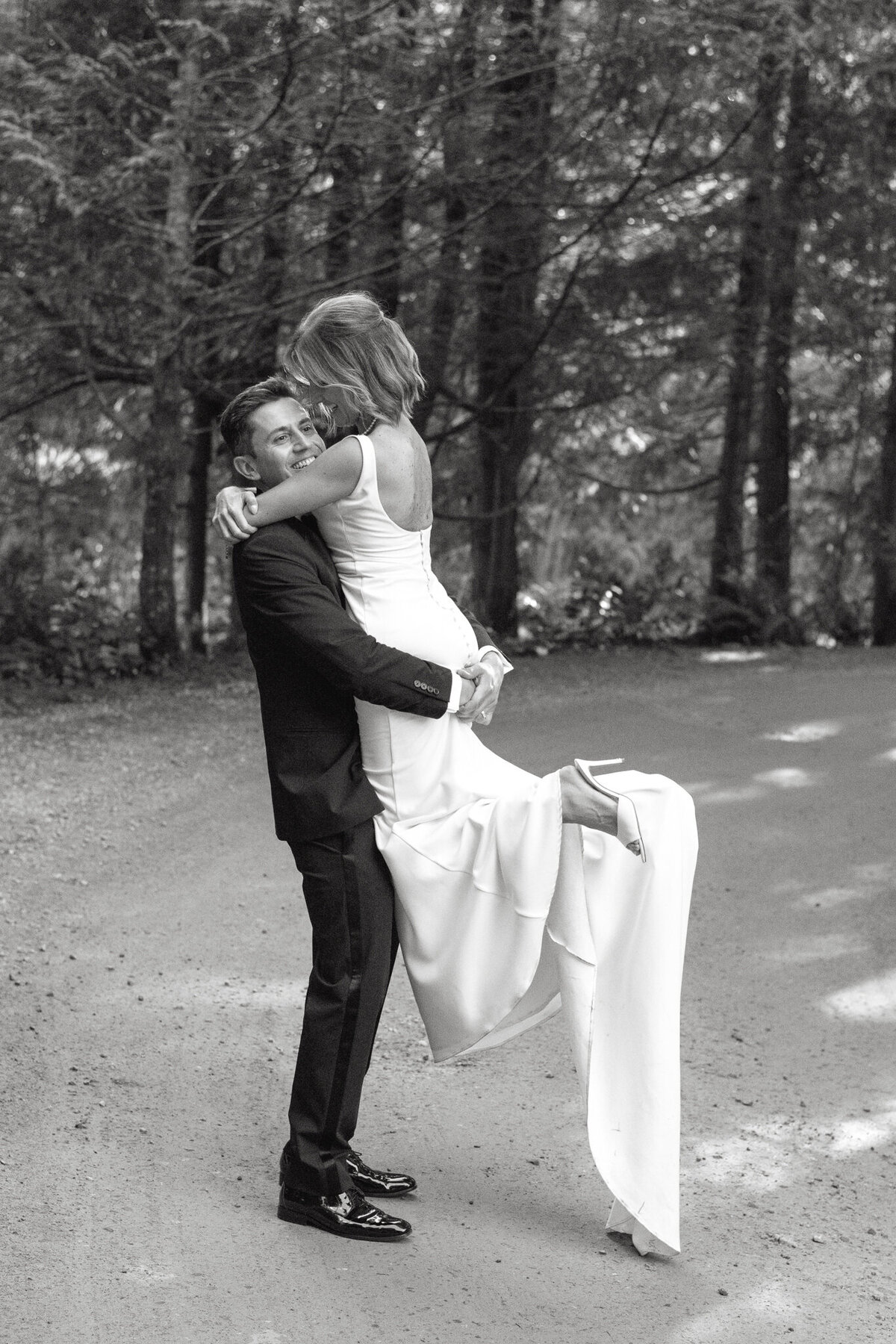 victoria-and-chester-west-coast-wilderness-lodge-intimate-wedding-chelsea-brown-photography-542