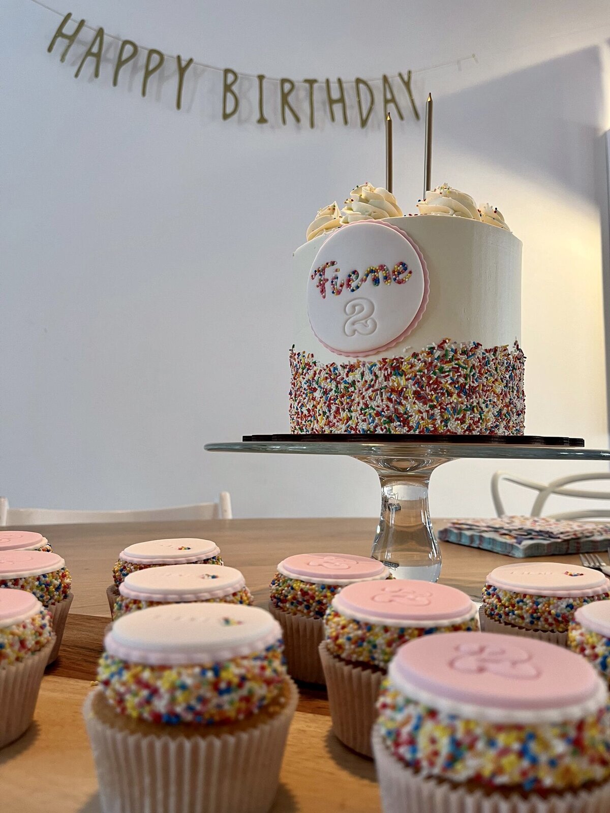 OLaLa Cakes & Cupcakes
