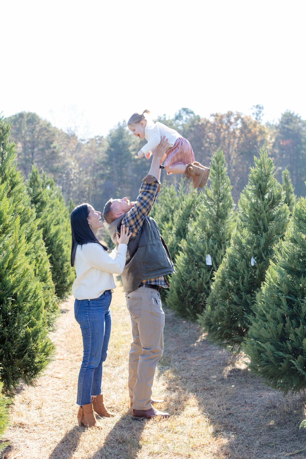 ChristmasTreeFarmMinisGreenvilleSCJennyMacyPhotography-Alexis38