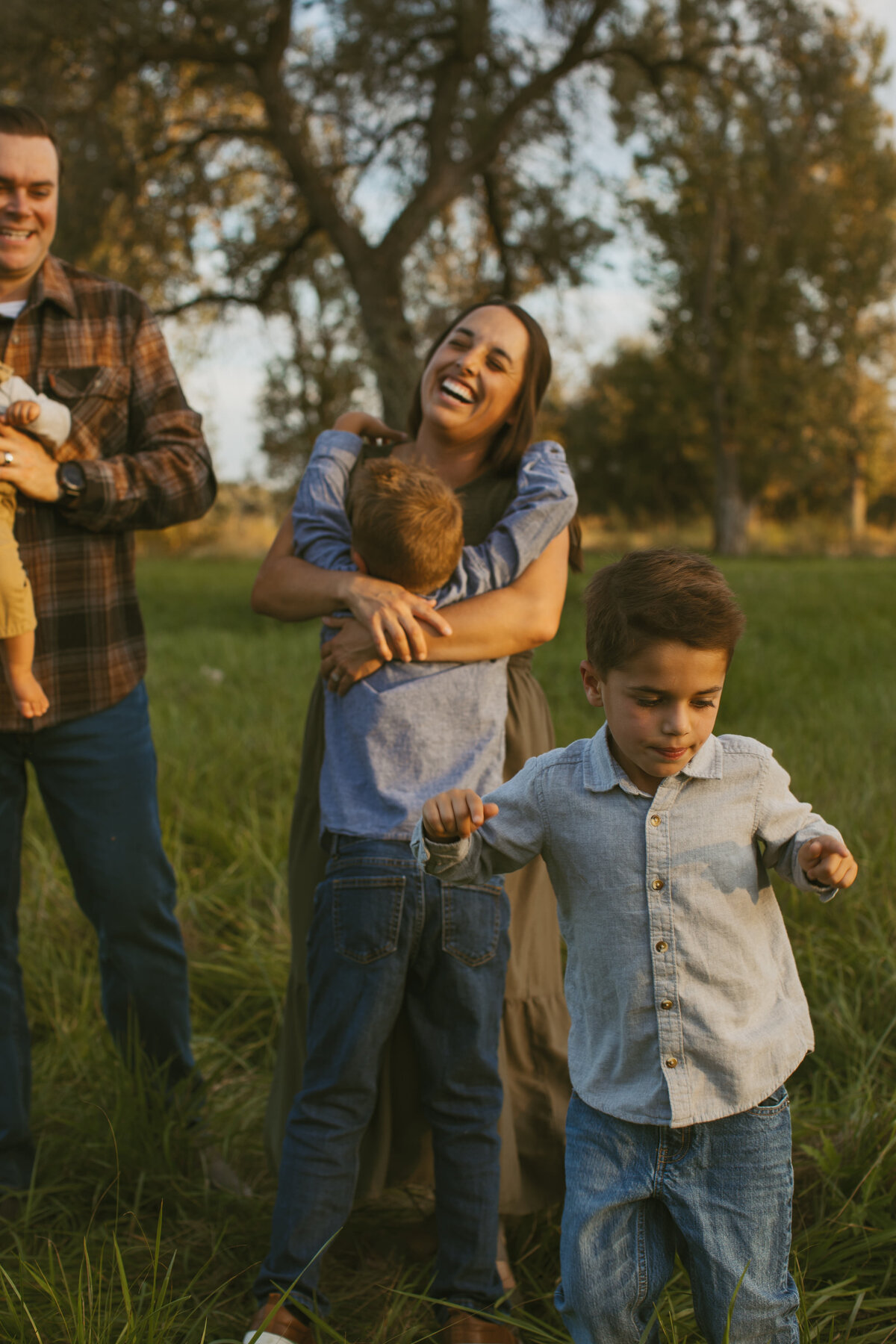 buechler2025family-photos-boise-idaho-garden-summer-katie-longwill-photo73