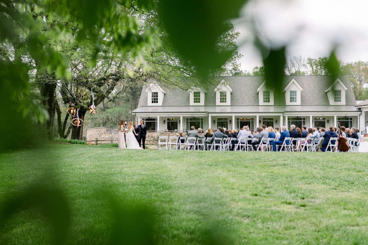 Wedding Ceremony at Barnsley Gardens