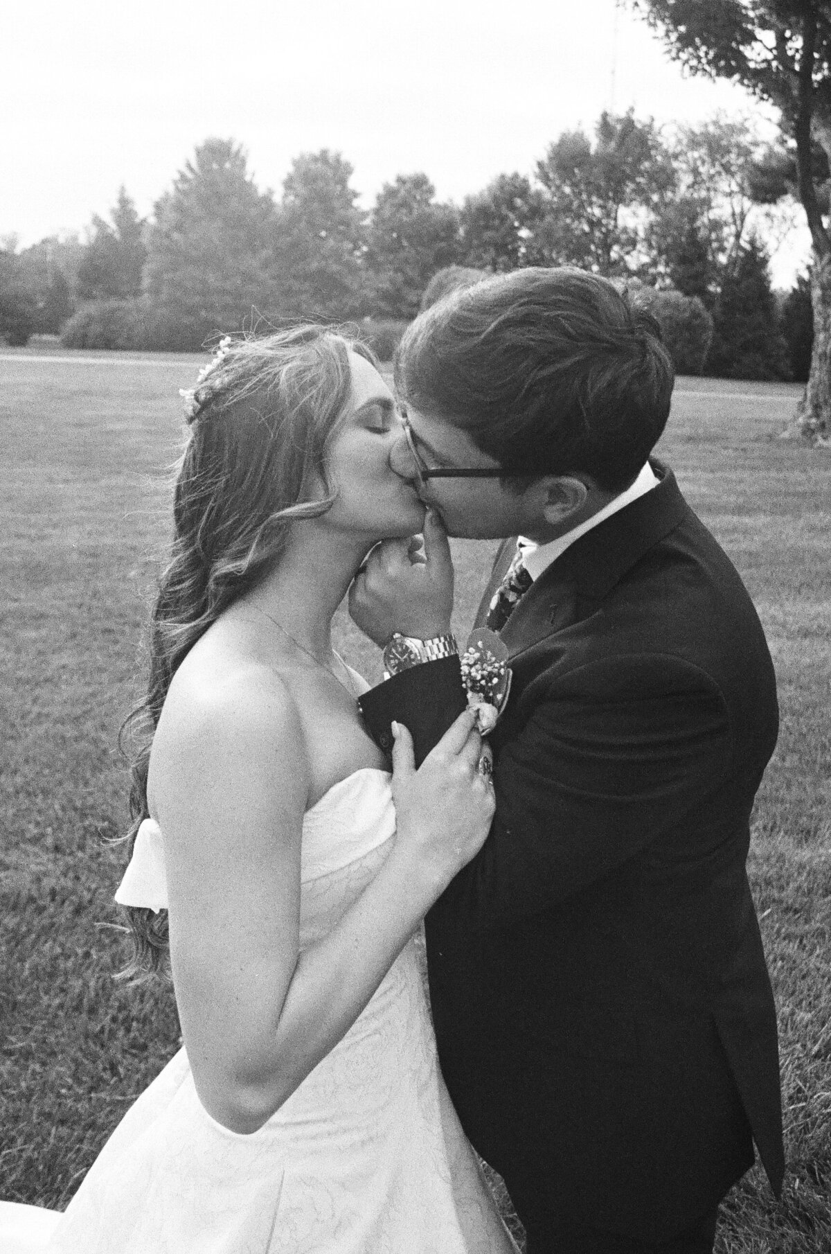 documentary wedding photographer maine