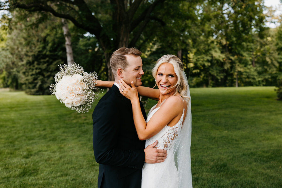 Luke+Emilee_Bride+Groom-193