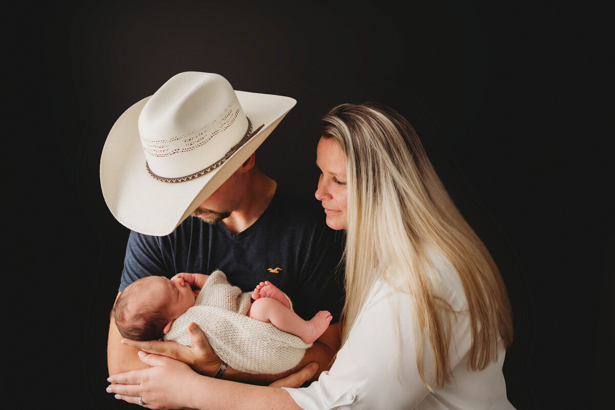 parpart-riowinewbornphotographer--40
