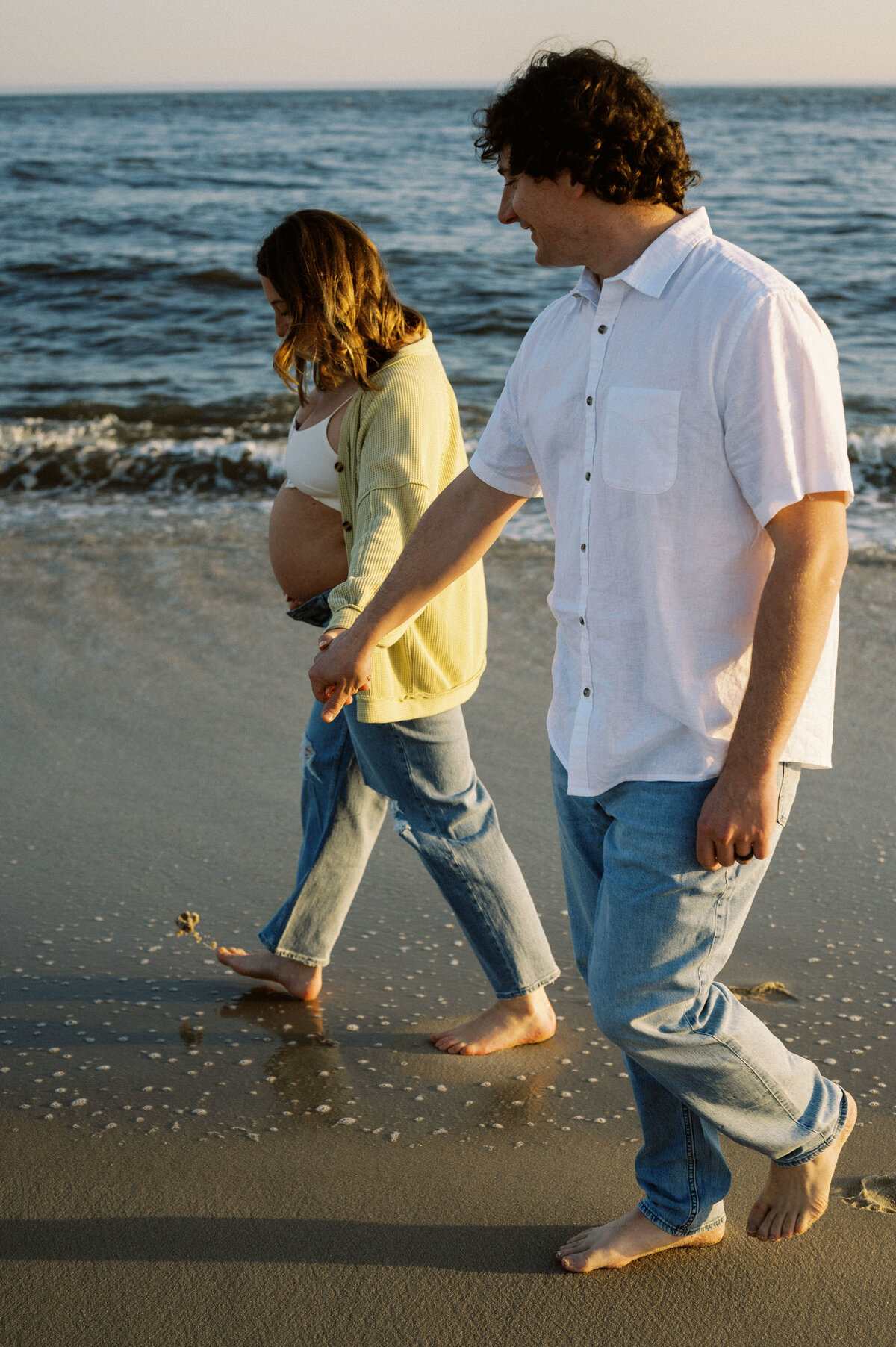 CapeMayLighthouse_BeachMaternitySession_TaylorNicollePhoto-27