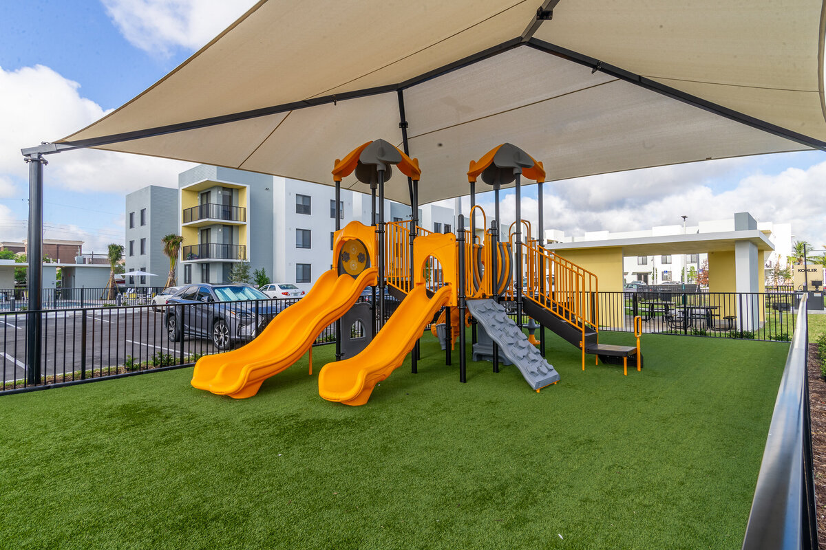 062524BERKELYPALMBEACH-36