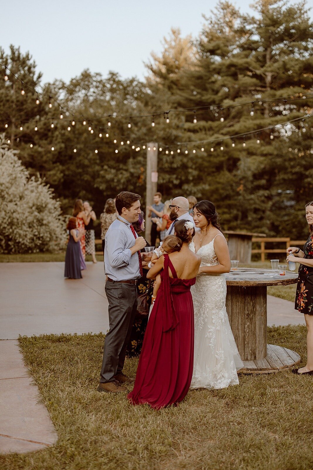 burlap-and-bells-wisconsin-wedding-venue-38
