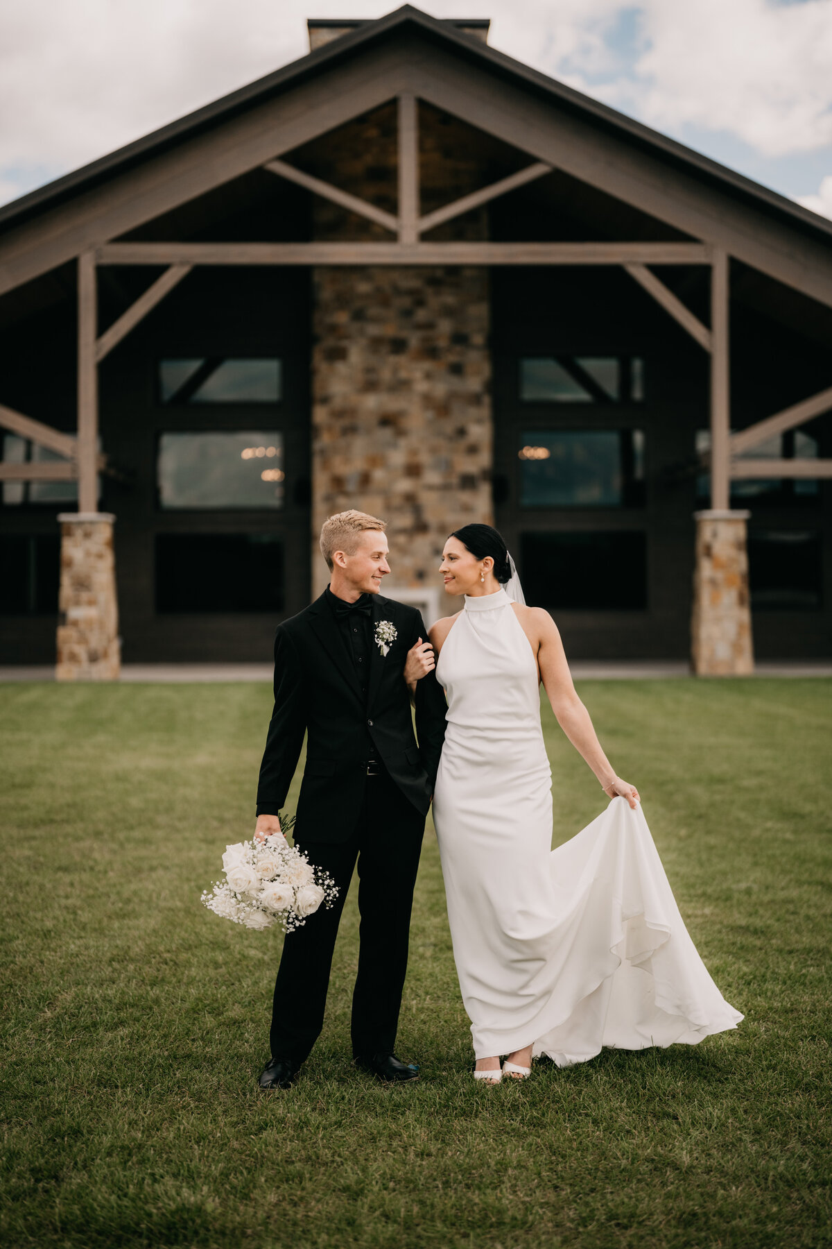 2025Wedding04Heath-Sneak1-0002