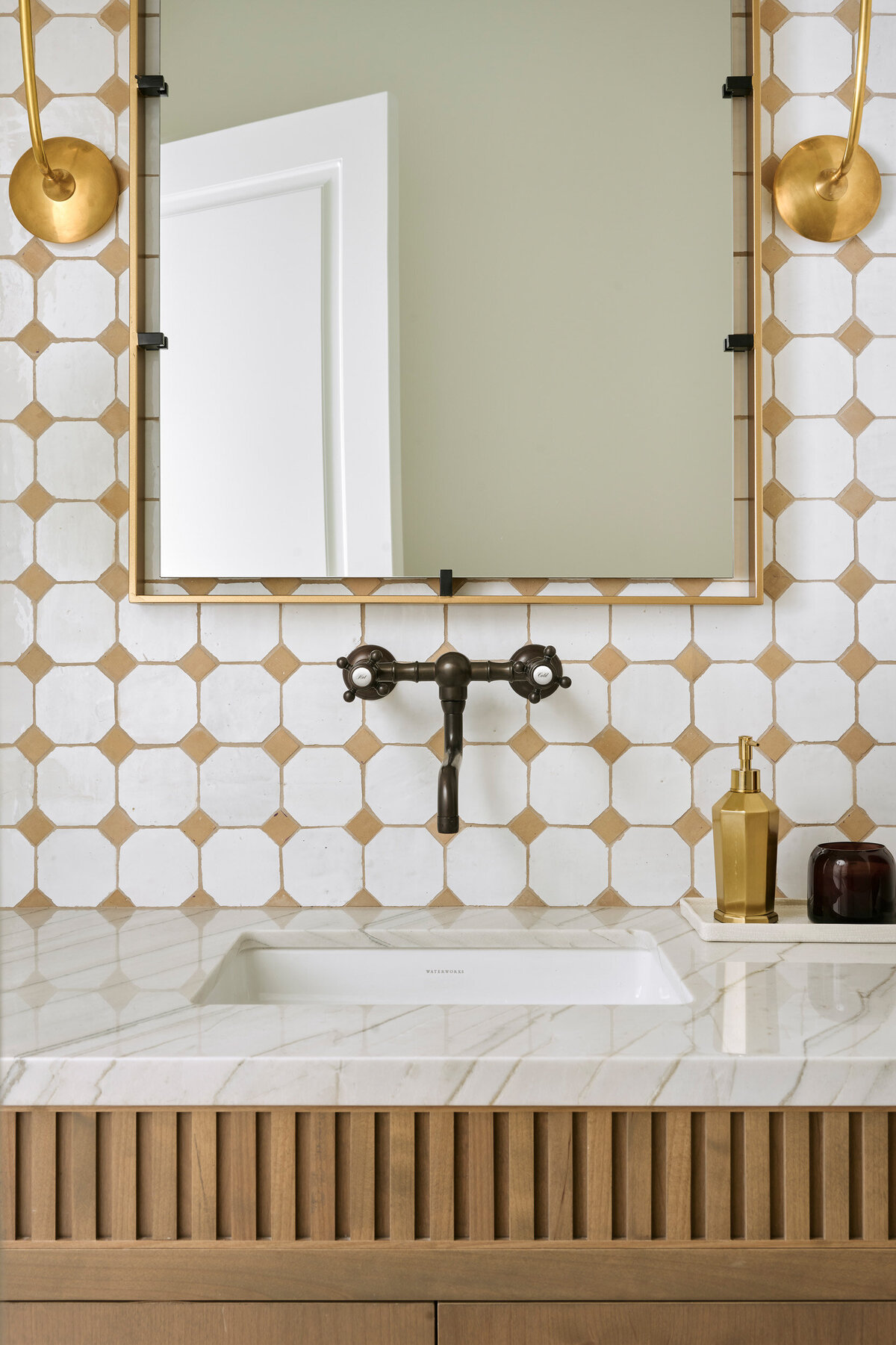 powderroomdetail