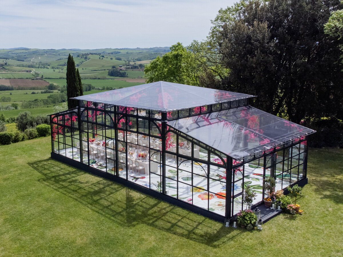 32-rebecca-yale-tuscany-floral-wedding-borgo-finocchieto