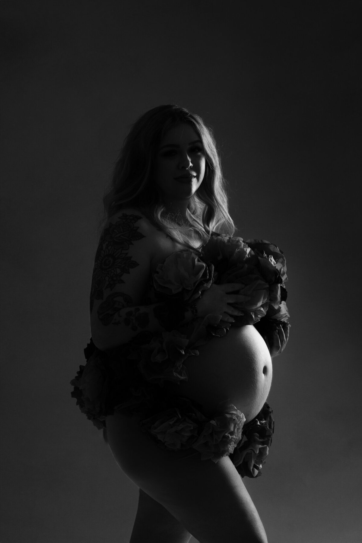 NW Arkansas maternity photographer, maternity photography near me, maternity portraits NW Arkansas, pregnancy photoshoot near me