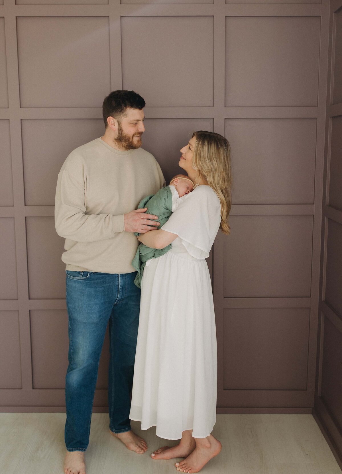 documentary-style-newborn-family-session-grace-trexel-photo