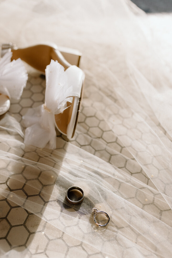 Tulsa wedding, wedding, elopement, classic, elegant, colorful, documentary, romantic, couple