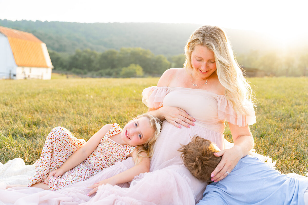 Old Town Warrenton VA Spring Family Session by Megan Hollada Photography - Northern Virginia Family Photographer