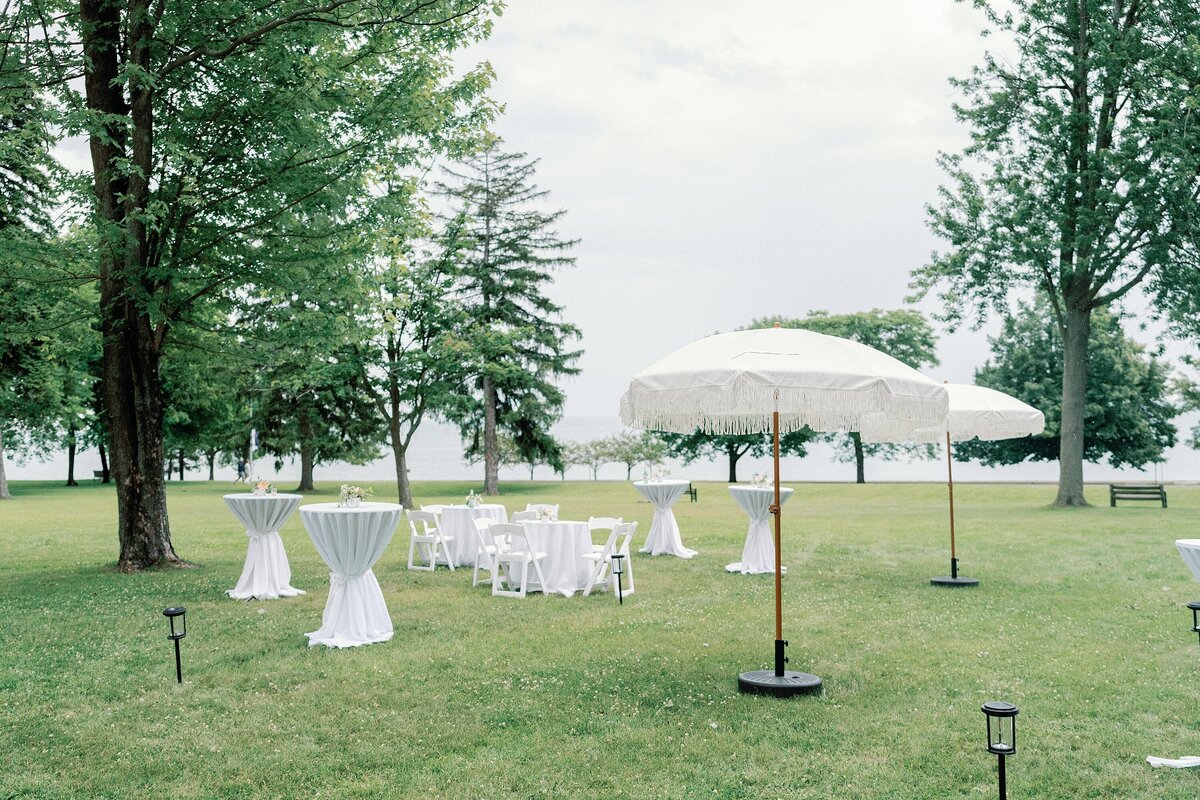 White 0827