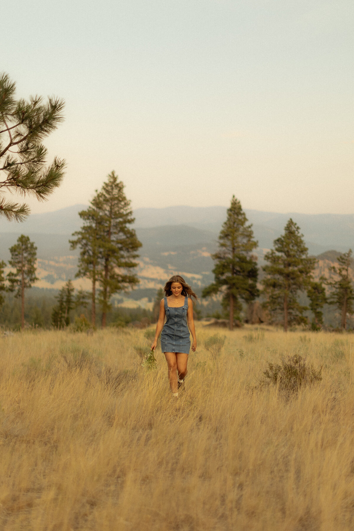 WB_Kaitlyn_Hiltunen_Senior92