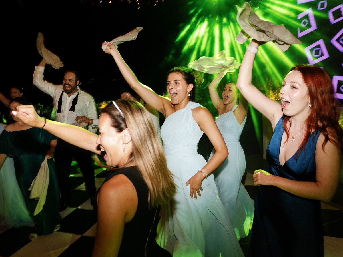 Romantic-Wedding-at-Island-Art-and-Taste–The-Residence-133