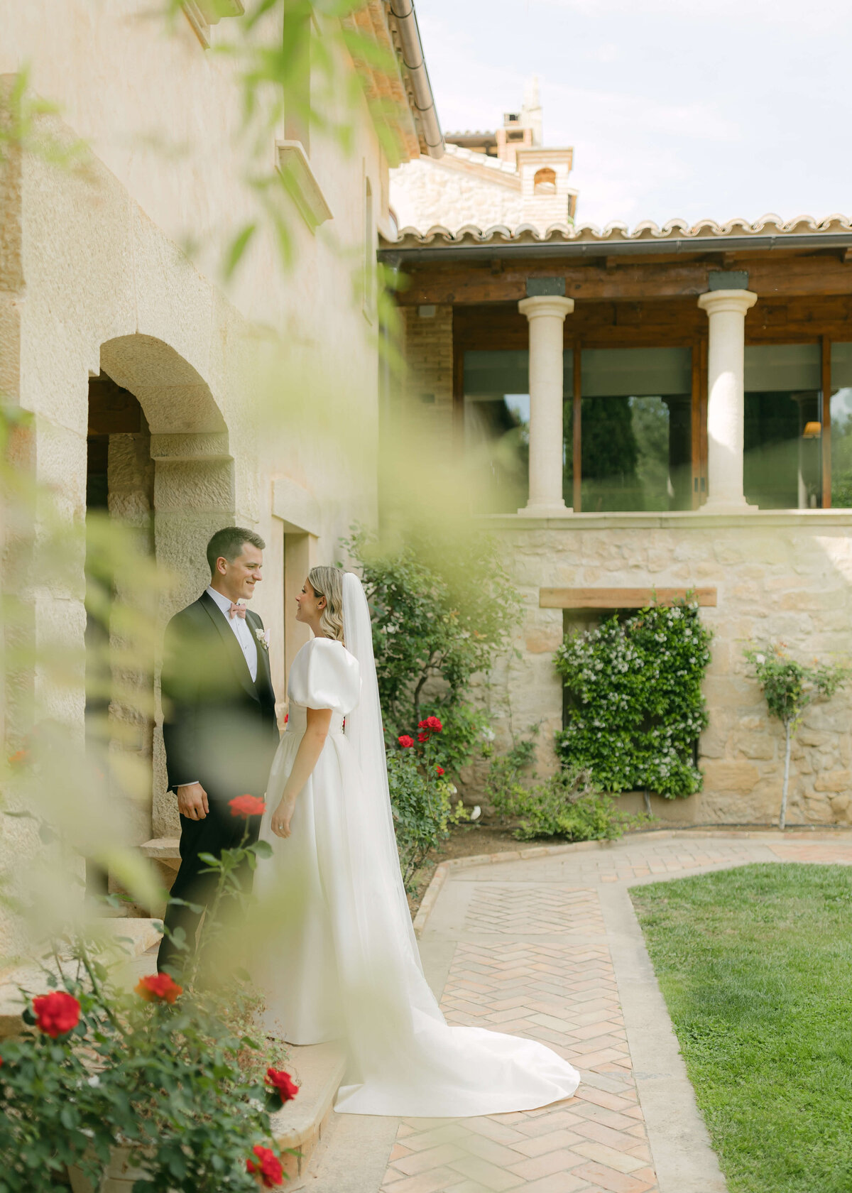 Georgina-James-Wedding-Fuentespalda-Chloe-Lowe-Photography-464