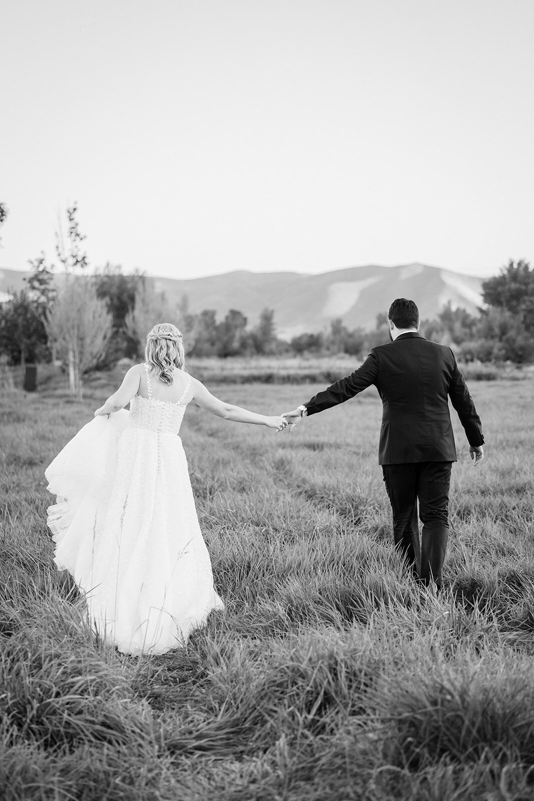 river-bottoms-ranch-september-fall-park-city-wedding-pepper-nix-2331-3092bw