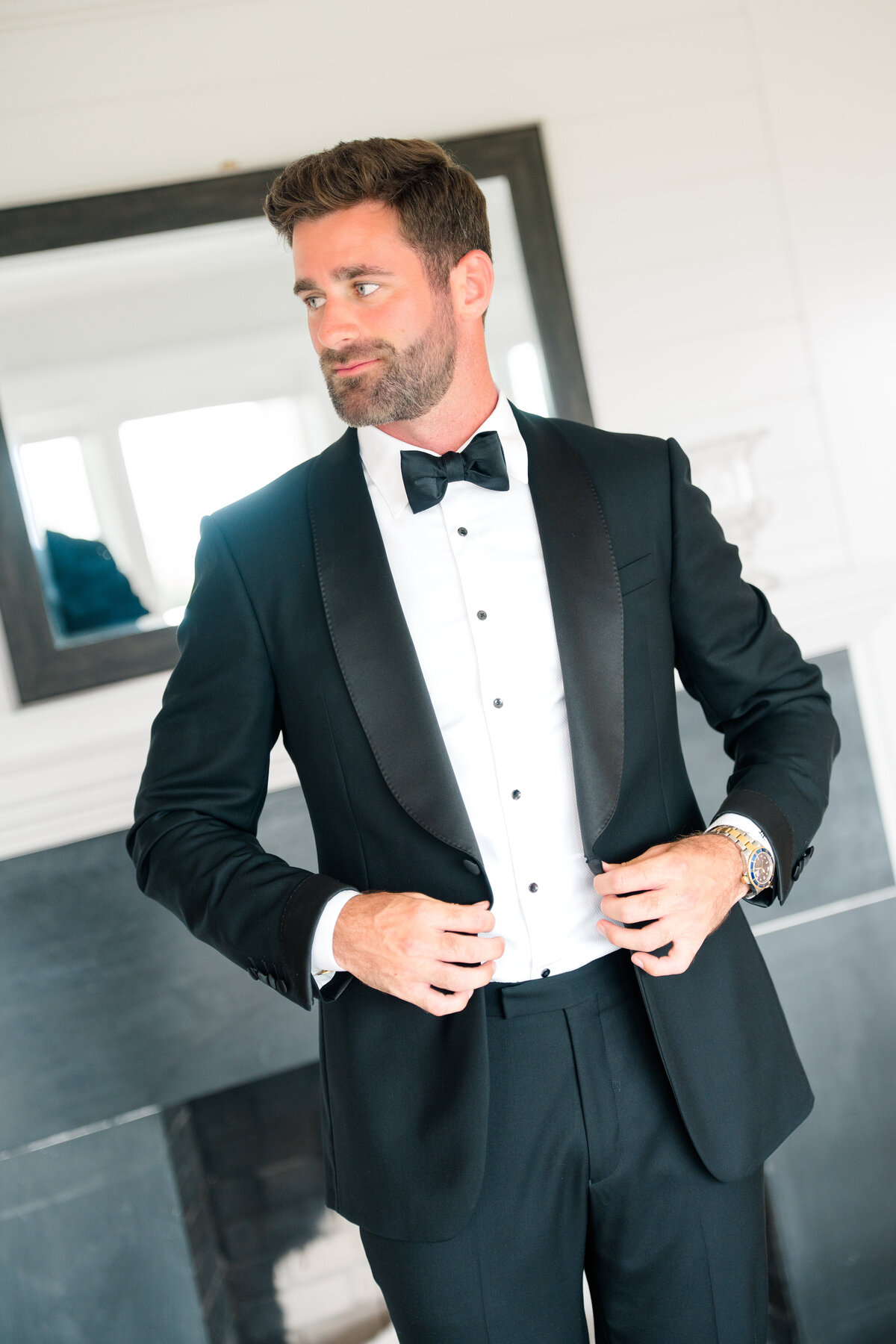 Caprio-Captured-Photography-J&R-NewportCountryClub-Wedding-86
