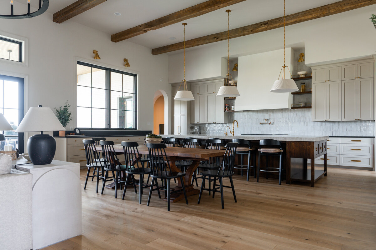 Custom Home Northlake Transitional Cambridge (41)