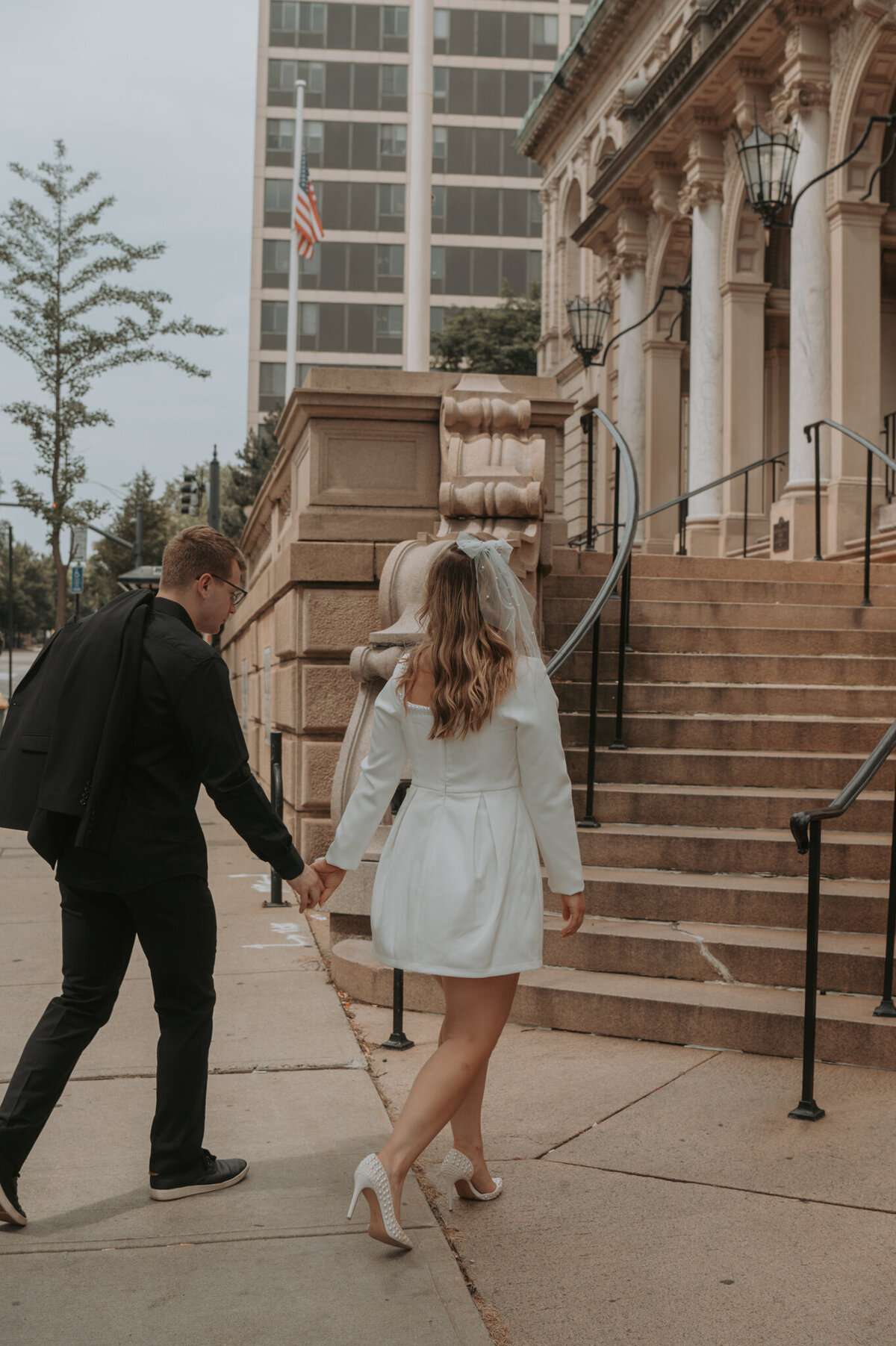 earthy-toned-elopement-photography-nostalgic-wedding-style